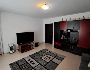 Apartament cu doua camere, doua locuri de parcare, Floresti