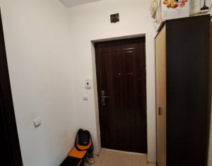 Apartament cu doua camere, doua locuri de parcare, Floresti