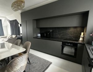 Apartament 3 camere 82mp zona vivo lux superfinisat
