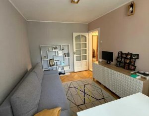 Apartament 3 camere, Manastur, zona Academia de muzica, balcon, pivnita