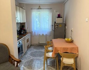 Apartament 3 camere, Manastur, zona Academia de muzica, balcon, pivnita