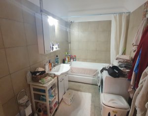 Apartament cu 2 camere, decomandat, finisat, Sesul de Sus, Floresti