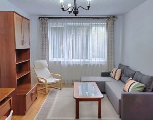 Apartment 2 camere decomandate, cartier Grigorescu, parter, balcon