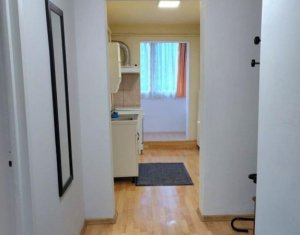Apartment 2 camere decomandate, cartier Grigorescu, parter, balcon