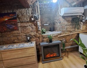 Apartament cu o camera, parcare inclusa + curte comuna