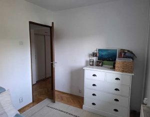 Apartament 4 camere Zorilor, 2 balcoane, etaj 1, zona spitalul de recuperare