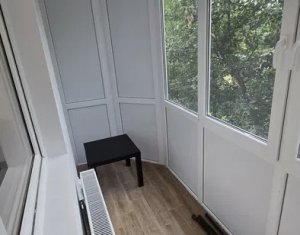 Apartament o camera de vanzare, etaj 1, centrala proprie, Marasti