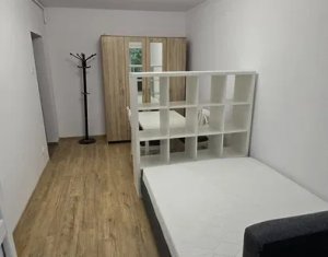 Apartament o camera de vanzare, etaj 1, centrala proprie, Marasti