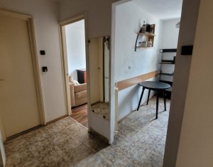 Comision 0%! Apartament cu 2 camere, etaj 3, decomandat, Manastur 