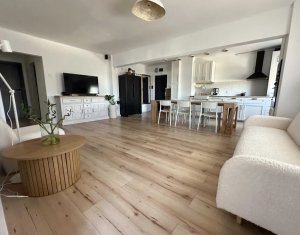 Apartament 4 camere, etaj intermediar, Manastur, zona Flora