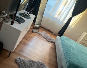 Apartament 2 camere, strada Eroilor, Centru Floresti