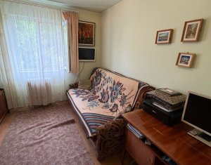 Apartament 3 camere, decomandat si luminos, panorama frumoasa !