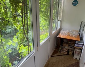 Apartament 3 camere, decomandat si luminos, panorama frumoasa !