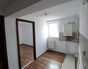 Apartament cu doua camere, parcare inclusa, Buna Ziua