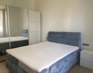 Apartament 2 camere semidecomandate, centru, zona Facultatea de litere, terasa