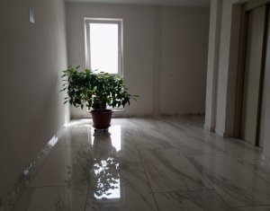 De vanzare apartament cu 2 camere, parcare subterana, Andrei Muresanu Sud