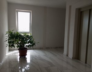 De vanzare apartament cu 2 camere, parcare subterana, Andrei Muresanu Sud