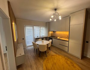 Apartament 3 camere+balcon, parcare, Floresti, Urusagului
