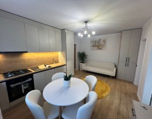 Apartament 3 camere+balcon, parcare, Floresti, Urusagului