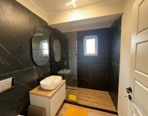 Apartament 3 camere+balcon, parcare, Floresti, Urusagului