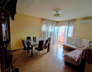 Apartament cu doua camere, parcare inclusa, Floresti