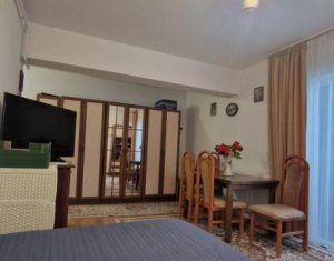Apartament cu 1 camera, 42mp, parcare cu acces doar pentru riverani, Someseni