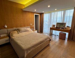 Penthouse de 210mp utili cu terasa panoramica 360° 