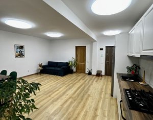 Apartament cu terasa generoasa, zona VIVO,  Floresti