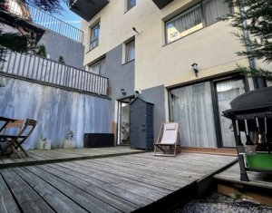 Apartament cu terasa generoasa, zona VIVO,  Floresti