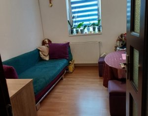 Vanzare apartament 2 camere in Floresti