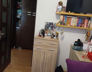 Apartament cu doua camere, Floresti