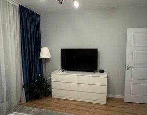 Apartament 3 camere,parcare,  Strada Eroilor, Floresti
