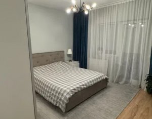 Apartament 3 camere,parcare,  Strada Eroilor, Floresti