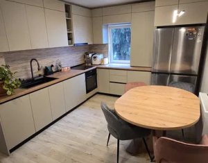 Apartament 3 camere decomandate, Zorilor, zona strazii Pasteur, UMF