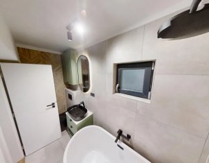 Apartament renovat recent, ultrafinisat, 110mp, 4 camere, garaj