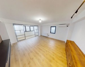 Apartament renovat recent, ultrafinisat, 110mp, 4 camere, garaj