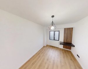 Apartament renovat recent, ultrafinisat, 110mp, 4 camere, garaj