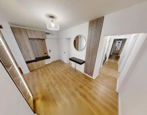 Apartament renovat recent, ultrafinisat, 110mp, 4 camere, garaj