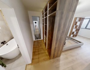Apartament renovat recent, ultrafinisat, 110mp, 4 camere, garaj