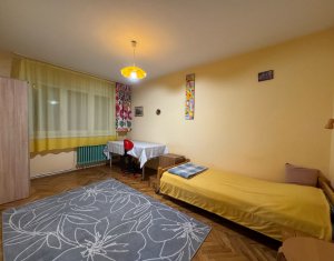 Apartament 4 camere decomandat, 81 mp, etaj 2 din 4, Manastur