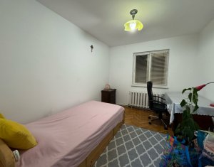 Apartament 4 camere decomandat, 81 mp, etaj 2 din 4, Manastur