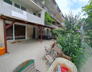 Apartament cu doua camere, terasa, Floresti