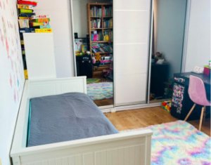 Apartament 3 camere , etaj intermediar, parcare subterana, Floresti