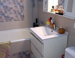 Vanzare 3 camere Zorilor, finisat modern