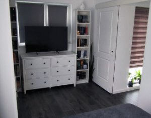 Apartament cu 3 camere, terasa de  88 mp, parcare inclusa, Floresti