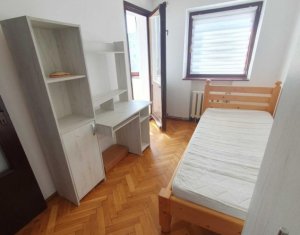 4 camere, Manastur, Ion Mester
