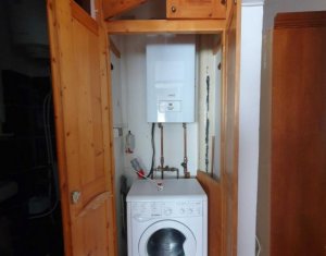 4 camere, Manastur, Ion Mester