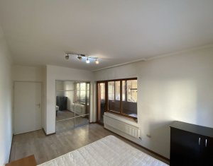 Apartment 2 rooms for sale in Floresti