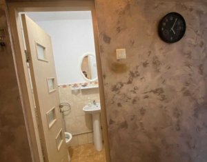 Garsoniera decomandata, oportunitate investitie