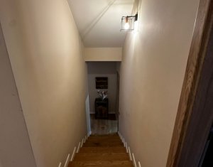 Apartament ultrafinisat in vila, parcare, facilitati, Gruia